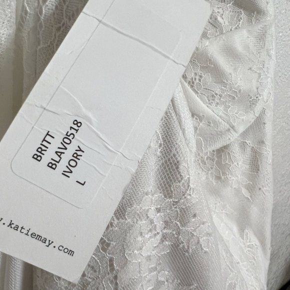 NWT Katie May Britt Bride Off The Shoulder Lace Mini Dress - Picture 12 of 12